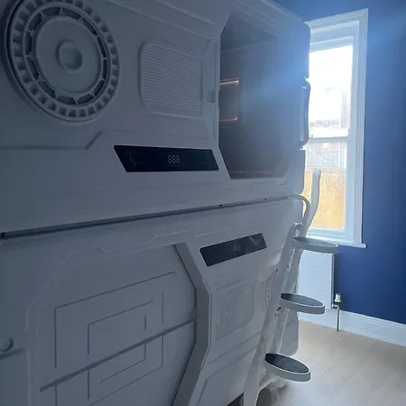 فندق-كبسولة The Pod دبلن